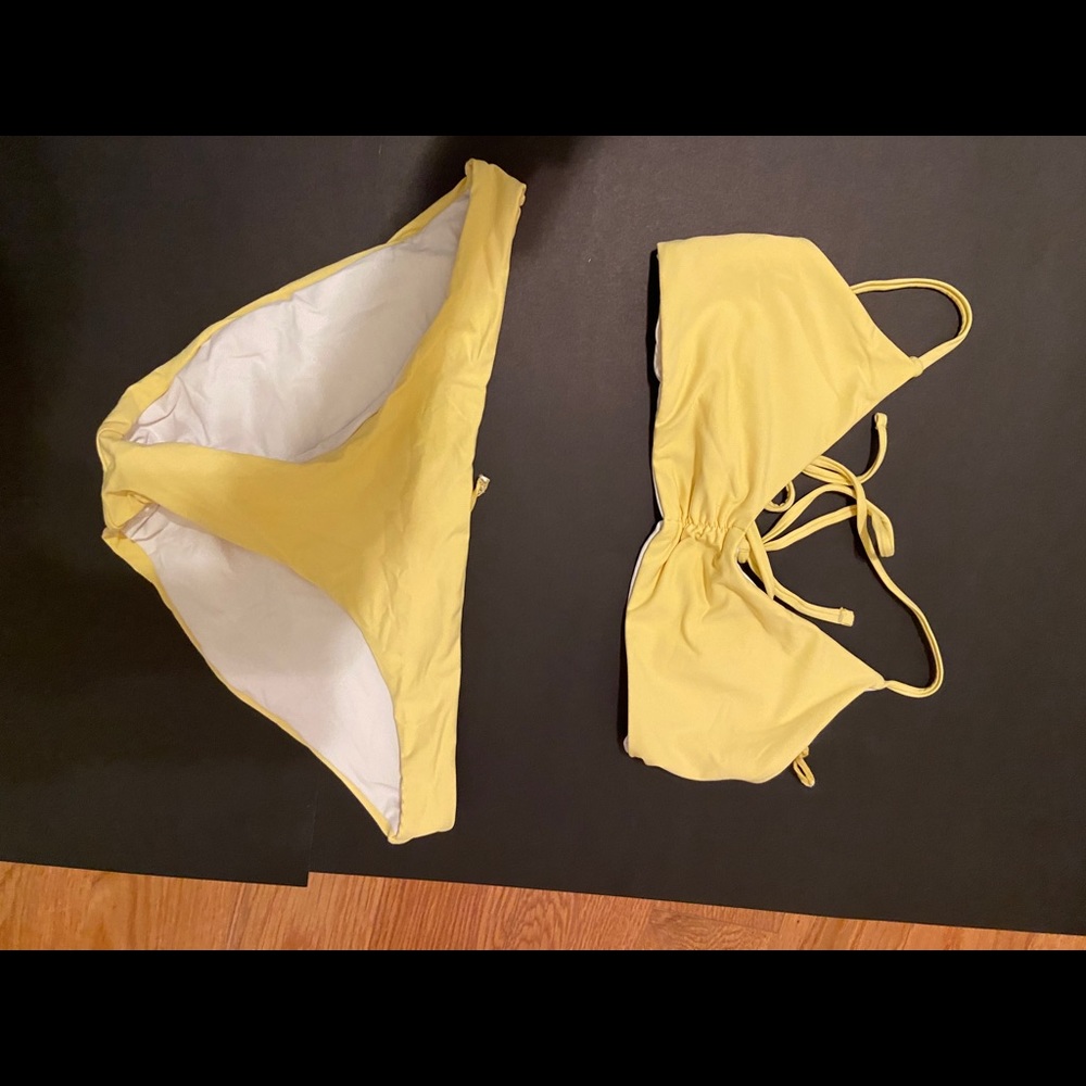 Yellow & white bathing suit bikini